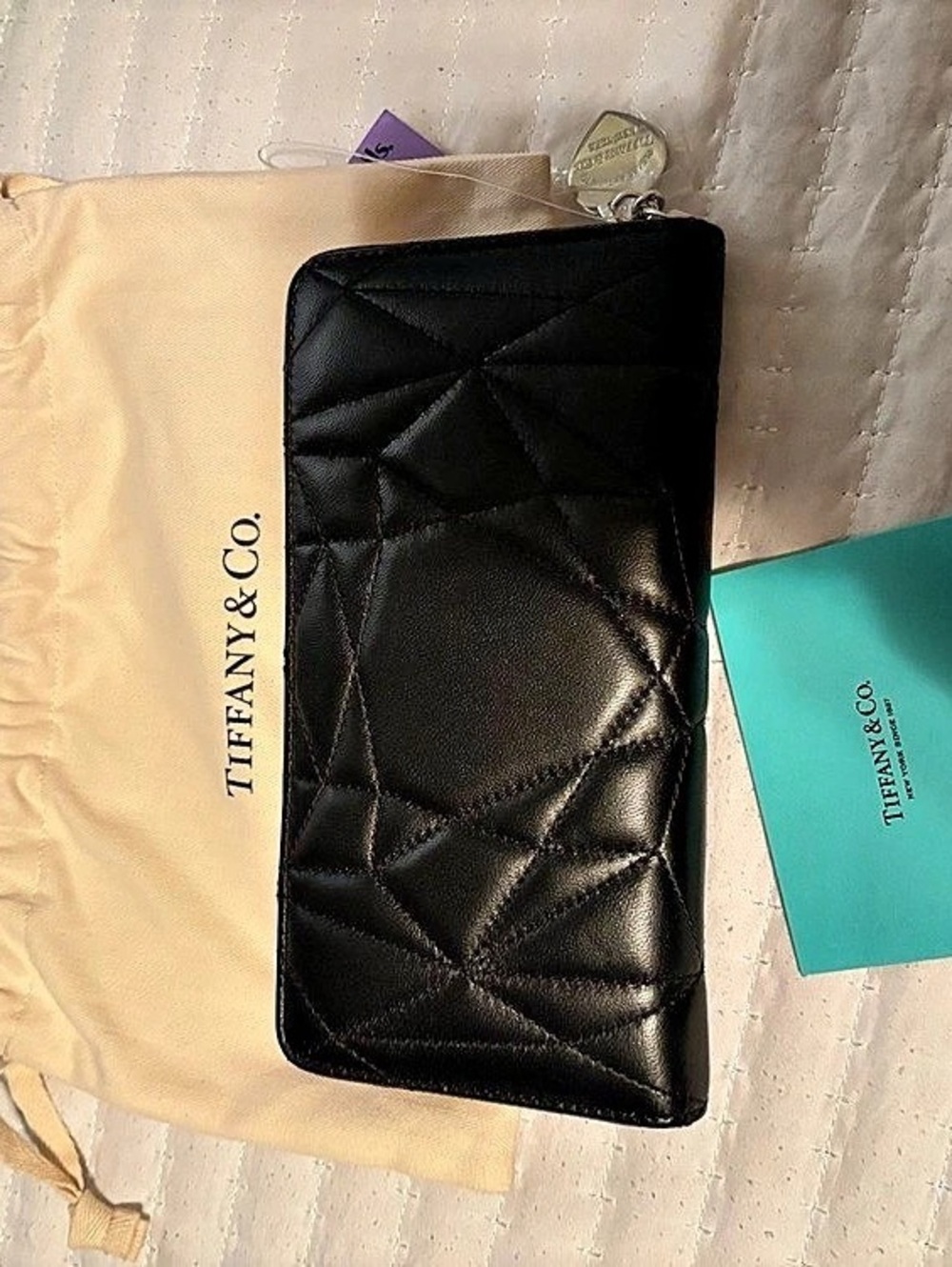 Tiffany & Co. Return to Tiffany Black Leather Zip-Around Wallet